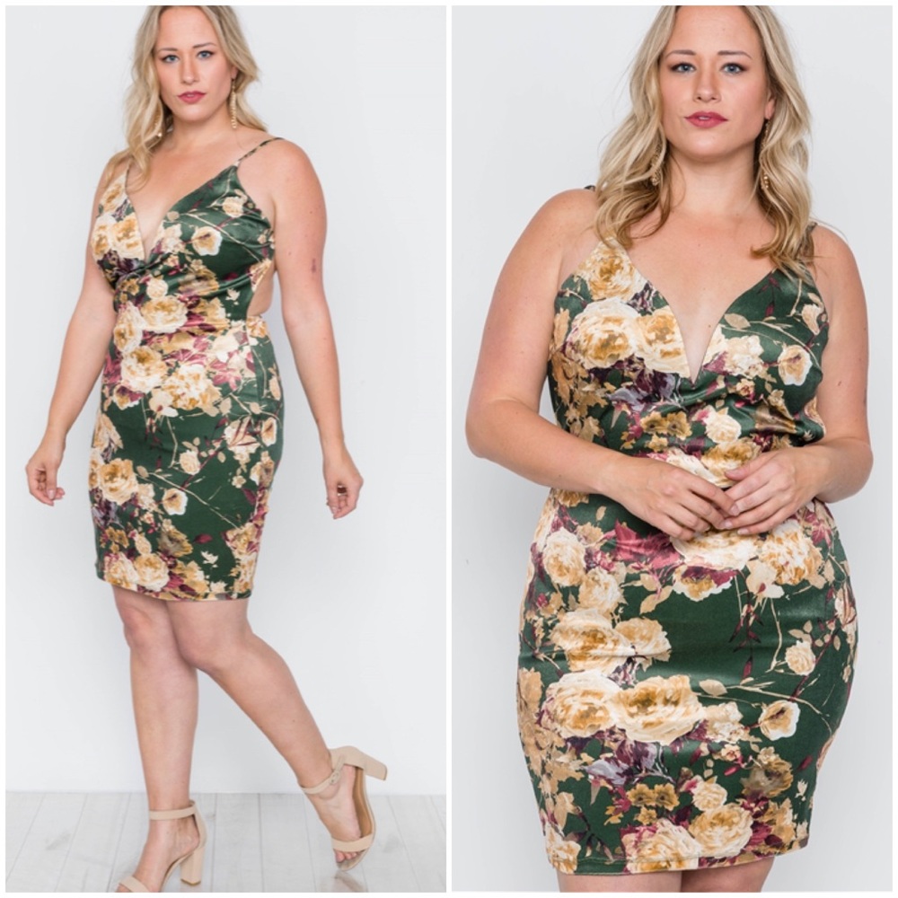 Plus Size Green Velvet Floral Bodycon Mini Dress